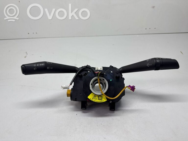 3e220c028e6429b064cae8ec9f113b69-56fe3102d15f43806612fbe99be8cec2_rear_tail_lights