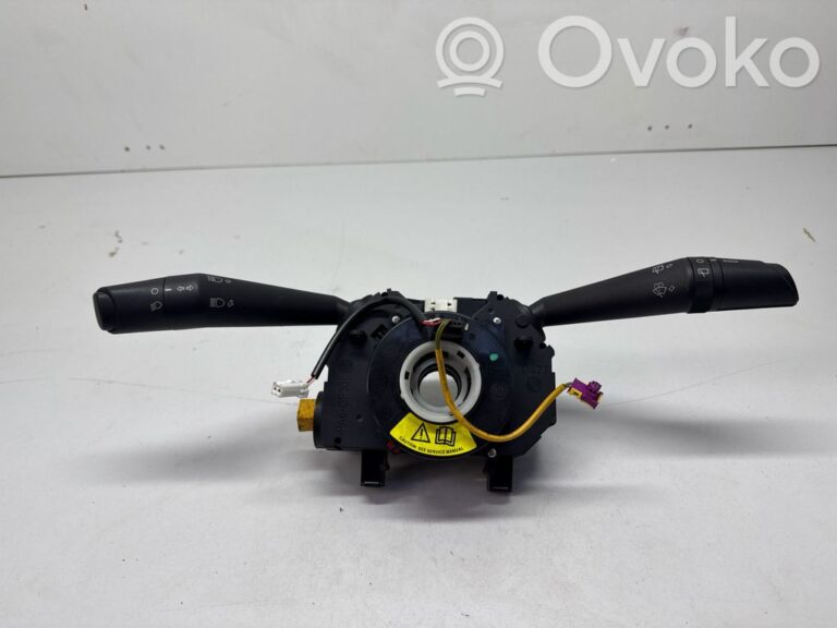 3e220c028e6429b064cae8ec9f113b69-56fe3102d15f43806612fbe99be8cec2_rear_tail_lights