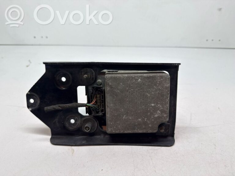 3e45481d6143236eda7147c7136eae81-98f3093803b442903c418c2a140501e4_distronic_sensor_radar