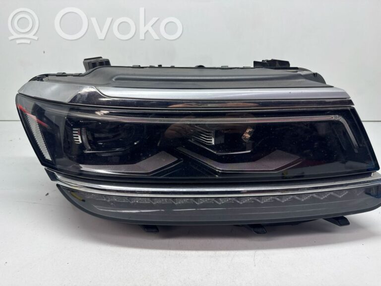3ff2d46d792ee01fd2090878d083e7d7-54440651c64fafc3cc1d817789d6abfe_headlight_headlamp