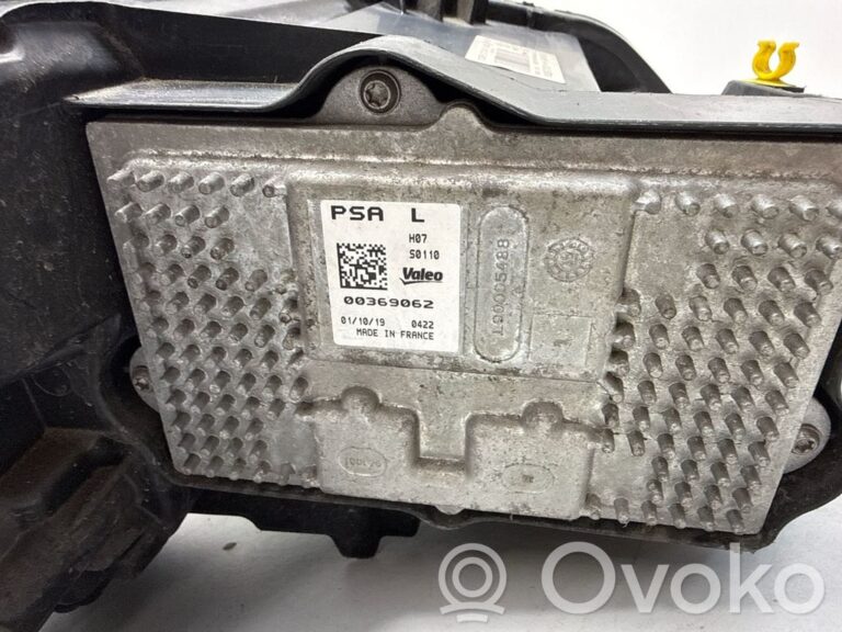 429e2ce1fe83cf1219ab9490471a7e4c-e9ad6ebb70853c9671f7ef7fc5edba29_headlight_headlamp
