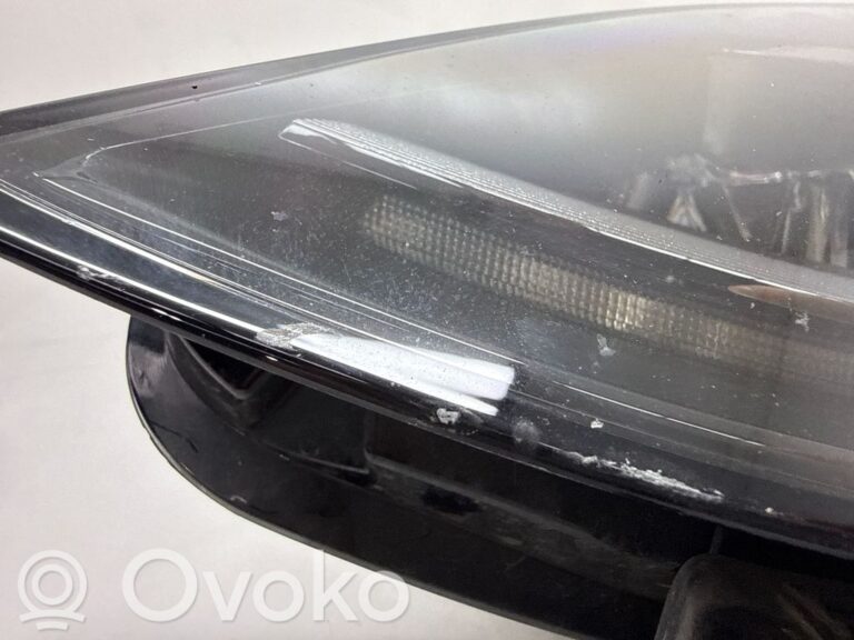 454d48252c165e124551da599b1a0367-760126a84823710f8efcca43403eafe6_headlight_headlamp