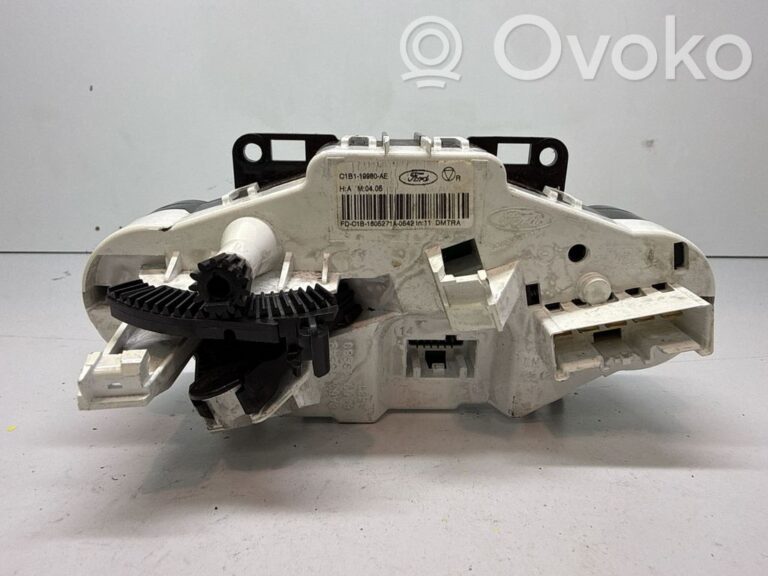 49443dcde60ff8141beb9bdef6b39280-0b7acb8981ecd7882f60d18ae746589a_climate_control_unit