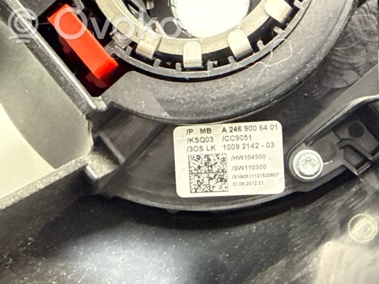 4ad92905f870459416f8554e7f051d5d-a4a23df5a786c31af20f3f6ceaf39f39_steering_wheel_column_trim