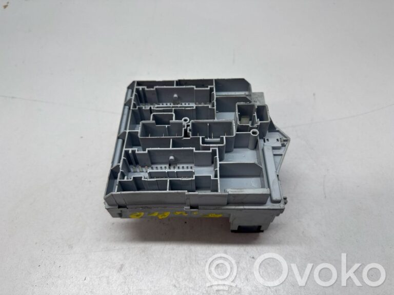 4f1e7aa43c61cd00f6842c83fbfe5969-95ed2185a85e406ada81c14d22d2c216_fuse_box_set