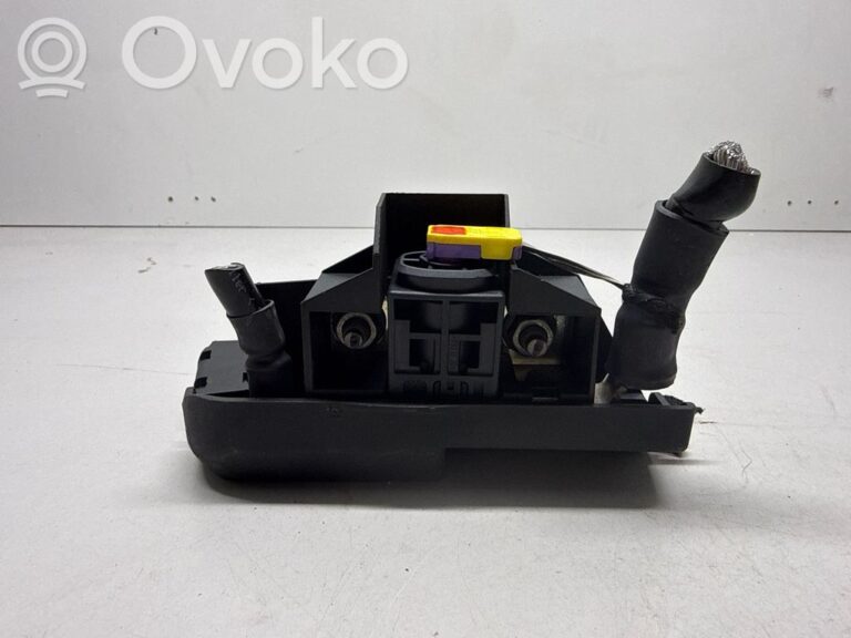 52d73d064d11cf51ba47525ec5f11378-40d0f7adb7c700c9af6f71ceea7456fa_battery_relay_fuse