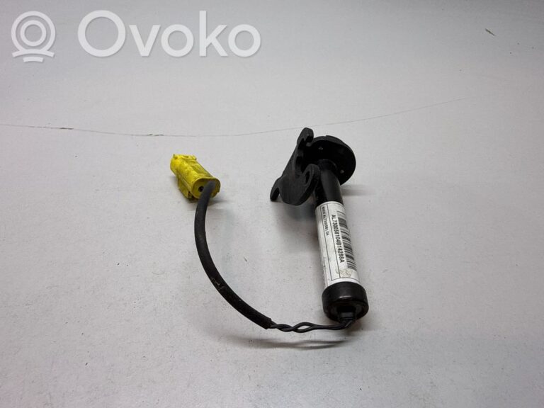 5428658573830c75e38de7c3310b9b12-a5dee9d0820e9283d703f87124a38e53_bonnet_pedestrian_airbag_actuator