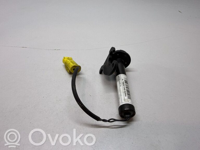 5428658573830c75e38de7c3310b9b12-a5dee9d0820e9283d703f87124a38e53_bonnet_pedestrian_airbag_actuator