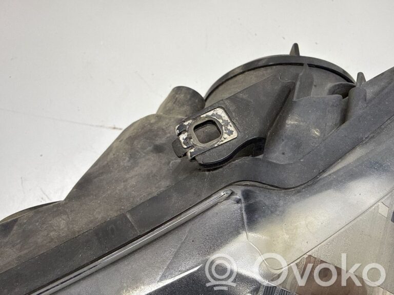 5f68038b165dc58a12cad82a695ec29e-6b98c28d0d66184f73fd863ce745fdc0_headlight_headlamp