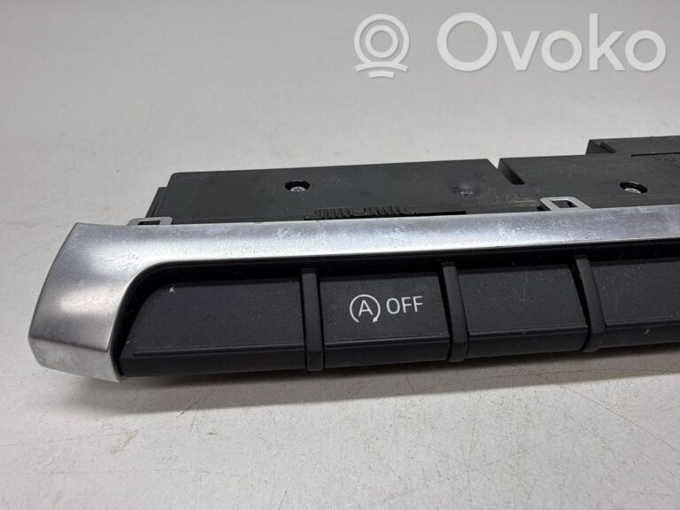 611594463786b56757c6bfe69b242742-c18cf2efd736cd65c93a2b829a2ecdd5_hazard_light_switch