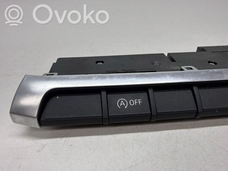 611594463786b56757c6bfe69b242742-c18cf2efd736cd65c93a2b829a2ecdd5_hazard_light_switch