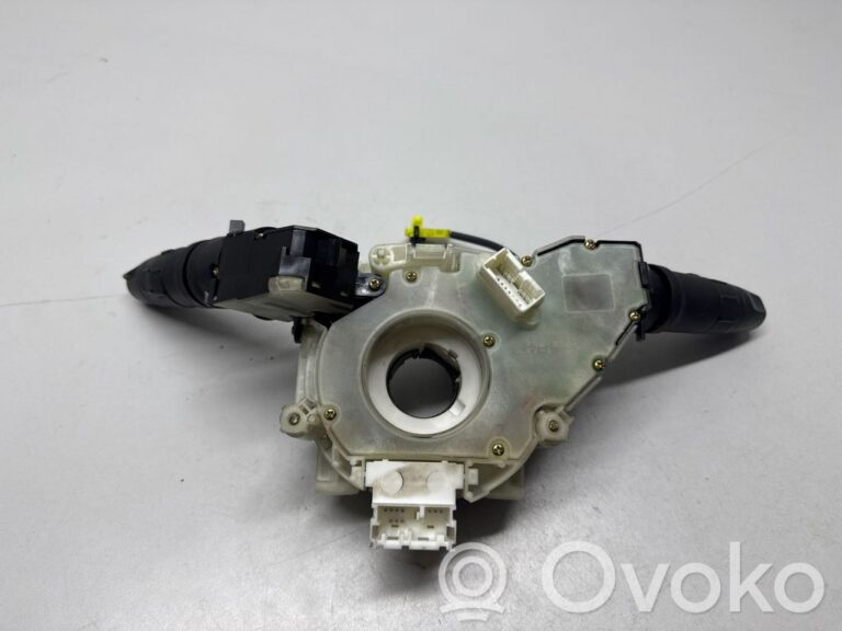 666fd7cce02fe51590771f9ee8d5f93b-917b2ccad170f9222fb2c19459863230_wiper_turn_signal_indicator_stalk_switch