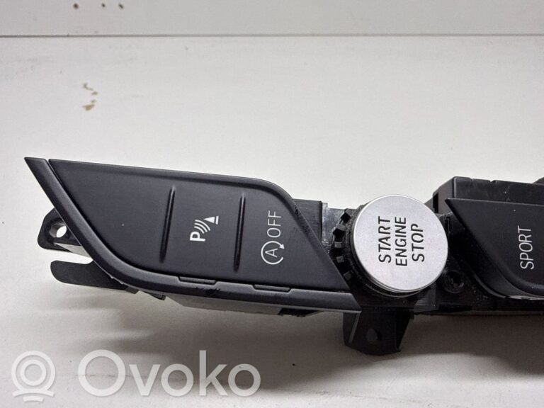 68fcfd5549c78205a0b6e3bf09e8fe35-5efad5b219825916caca7bc613719a02_a_set_of_switches