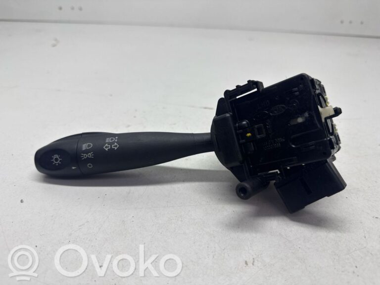 6a5f6dd5bf72bb2817990f72b0ef3734-f82570d869072ac83f3b13b4b201ab67_light_switch