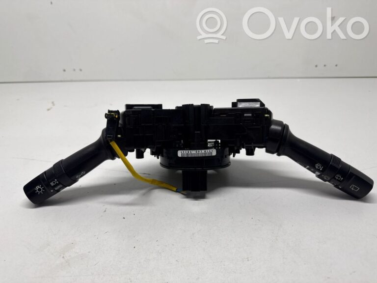 6b29724e9867af08e0d47148b1be4ab4-cd0f9a93263831b558ed72318618010d_wiper_turn_signal_indicator_stalk_switch