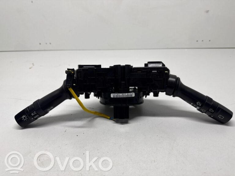 6b29724e9867af08e0d47148b1be4ab4-cd0f9a93263831b558ed72318618010d_wiper_turn_signal_indicator_stalk_switch