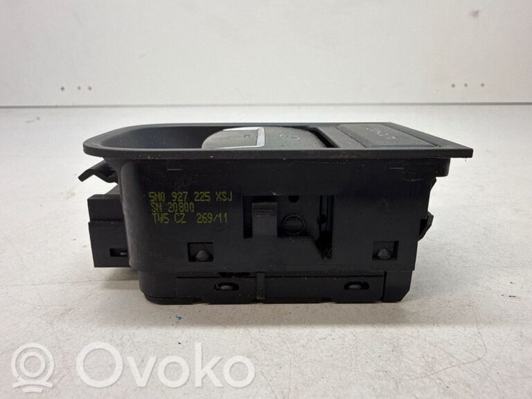 6d7f7b8e5ed184cd62fe16ac19f9ff82-21d240268734c1368013ae2ec3488662_hand_parking_brake_switch