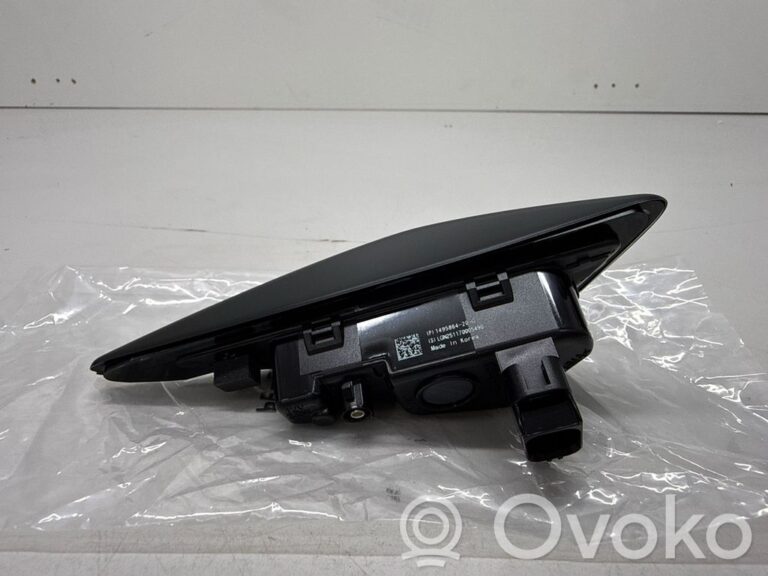 74c04c4c340d2317d56c9585bf1efbb7-bc86ff5664113f150f12776007c44f65_side_fender_camera