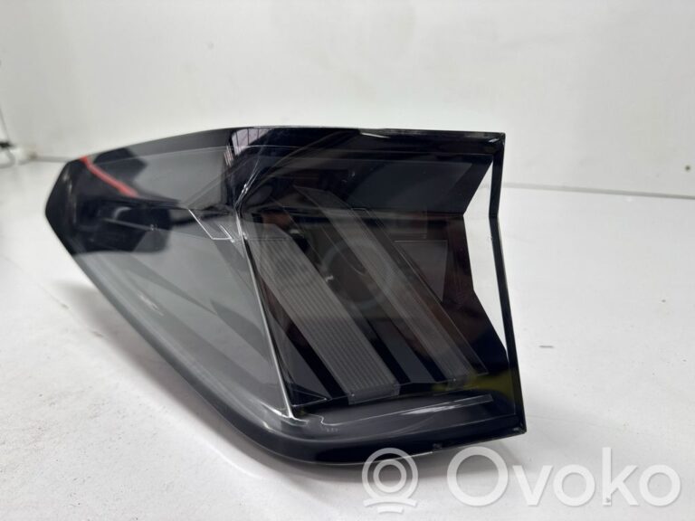 7b572c3e70c50e4e53726b8fb3dfbb8c-30f3d4b993ec7cce9ae121800176ff87_rear_tail_light_bulb