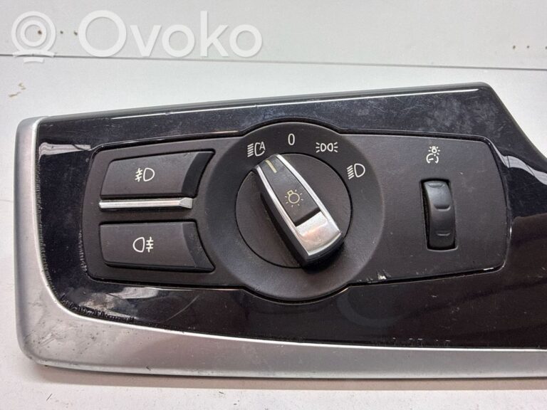 7bdf1571b3fdf11eaa64370e39722c98-493285eaa4c27acbe00cc436185ae22a_light_switch