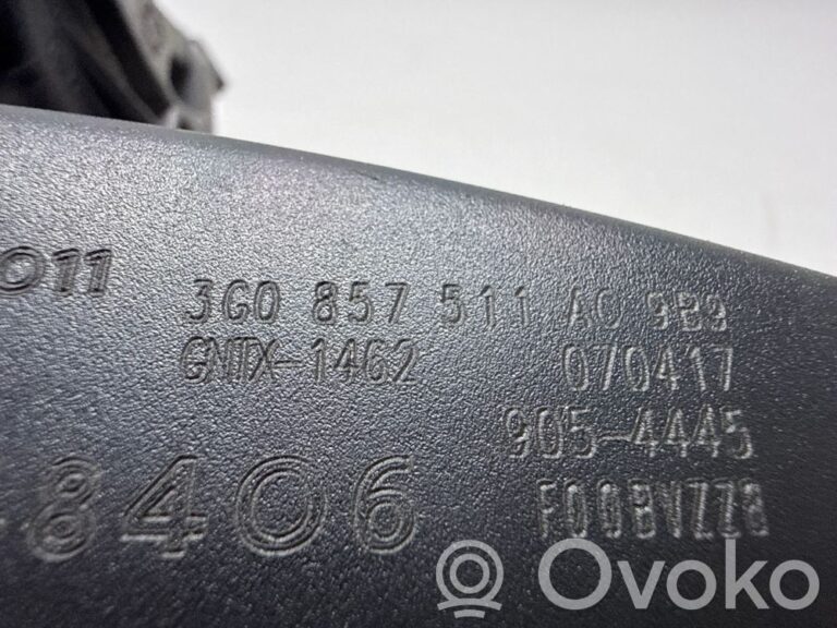 7fb1da06a07eb65992e8e9b44a087788-d103c2322afb957748e54b0fed5ae80e_rear_view_mirror__interior_