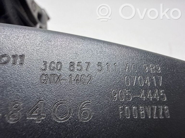 7fb1da06a07eb65992e8e9b44a087788-d103c2322afb957748e54b0fed5ae80e_rear_view_mirror__interior_