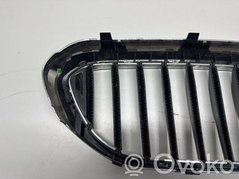 825092c1c402056cf76c3e4b3878fe60-10b6446beaa6a63117b73546238e33b2_front_grill