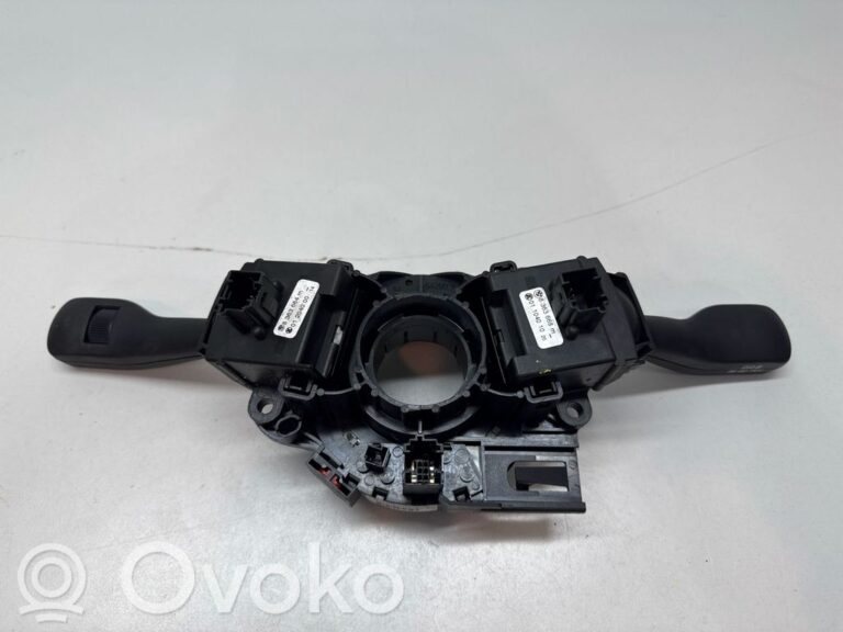 8c5e36f22200cb50b38bdcb4d2264e9a-581043a77046f2cd67eb5498f0899ef8_wiper_turn_signal_indicator_stalk_switch