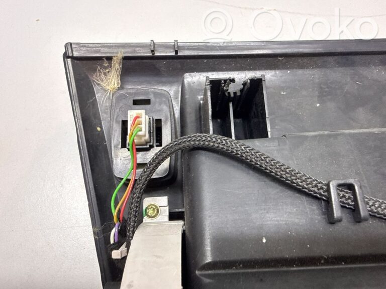 933db4ffa3167ec416e0f584bc65d365-2a2e1243628e49f575be773b178f3924_screen_display_small_screen