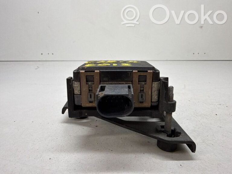 953e64e2497c37d08520f48bfa8774cd-92bc16f08650f9a5a22d44dad5ff04a3_distronic_sensor_radar
