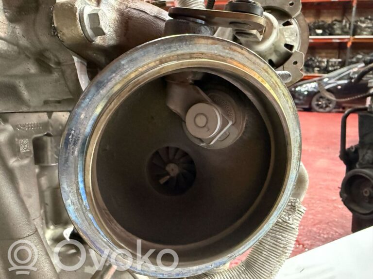 a0c4c8a4a2b2252e10e418c2d6344fbf-bmw_1_f40_engine