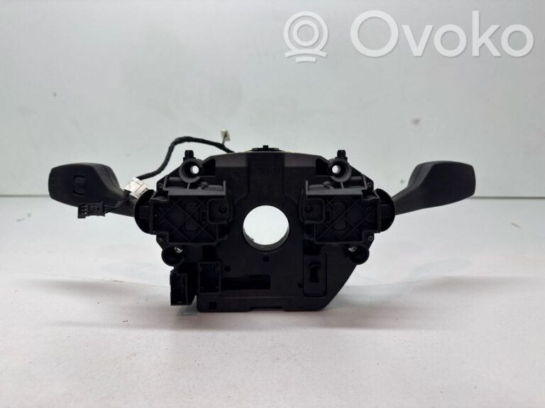 a2c900d315d55748d0e03d809419d664-5c082005cbb8253f621af9d76108e747_wiper_turn_signal_indicator_stalk_switch