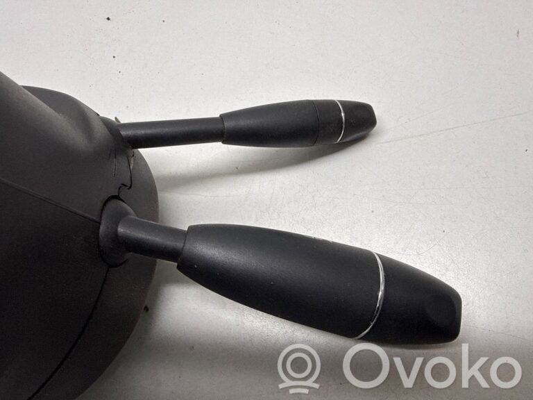 a31b25bbd0751269f53b75345d958ca9-mercedes_benz_c_w204_wiper_turn_signal_indicator_stalk_switch