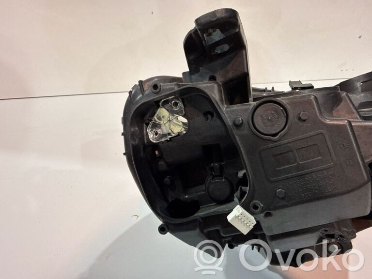 a3e7ba9ae90fcac0a962e54cf6da6260-b7cb41c1c40f5a81a8f10cbd0c1023c2_front_fog_light