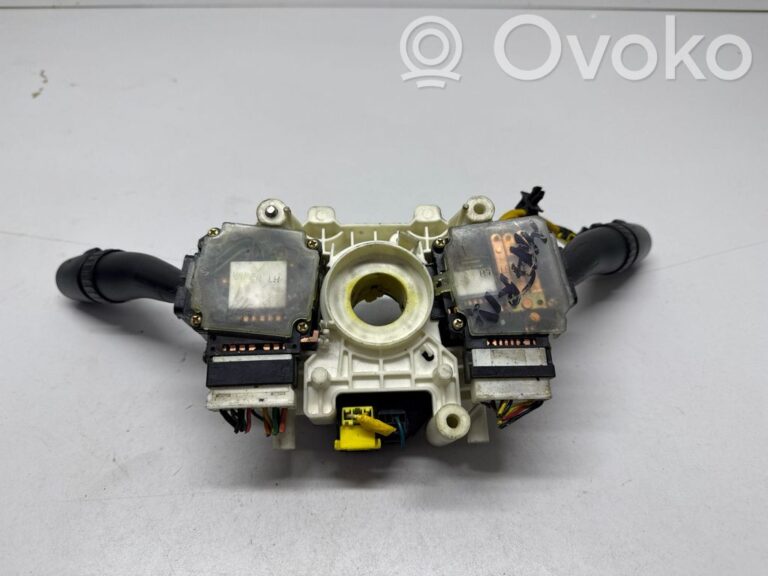 a57eb4afde4cf91edb5c37409bfda25e-0ea4a4699b3f59d484c1d563b8eb3644_panel_lighting_control_switch
