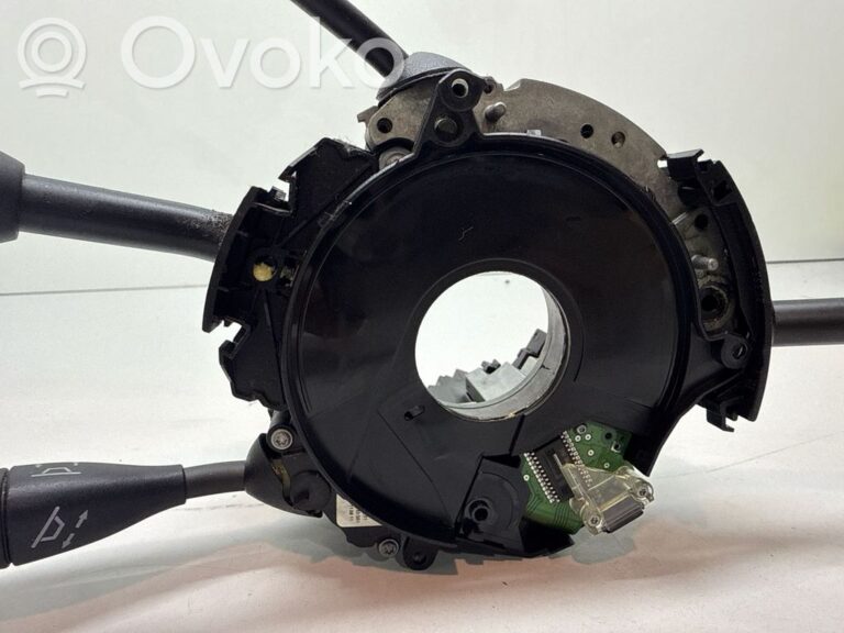 a5e3f792168ad7a9bff960d5f71cc625-52a3ac1caf4770f389f47e2399e19c29_wiper_turn_signal_indicator_stalk_switch