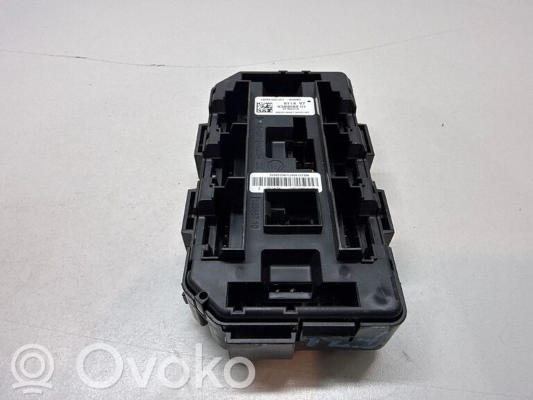 a62dacc4c3b150590ca5a540af8e3ace-c81552ae94bb16f2e1699f1ec82f0e02_fuse_box_set