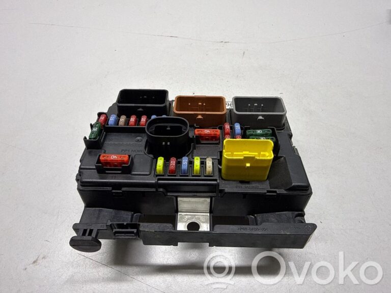 aee6e5a4f2c0dcfad3f52ef6c66730c8-ca82778e82db1b6fede70b491ea2bc9d_fuse_box_set