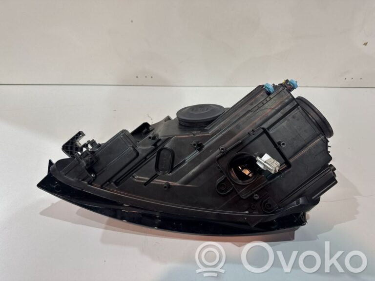 afe9c224806681762426b1e9c3867167-fc72e097055c4a2bb04d693dcc257686_headlight_headlamp