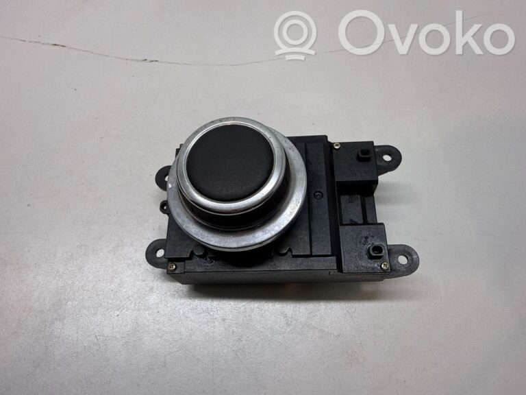 b6b8317b7f03a837c223ec9b7970bc9d-6f7c4fa3d9f940c36252f9e872da4106_head_unit_multimedia_control