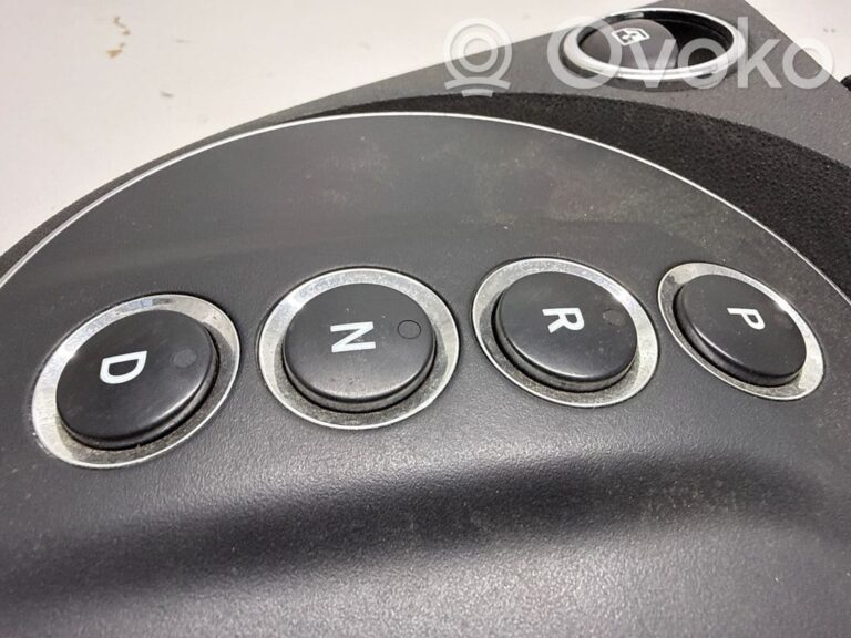 b82ee926810746d21bbdeb139448e59b-8a1a0672d6f62f1933915035ef8549dc_other_switches_knobs_shifts