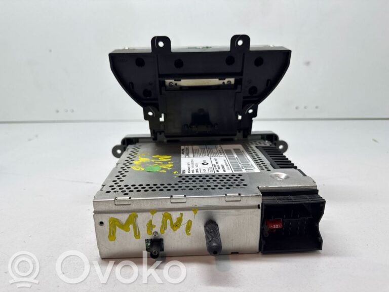 c172b63910fbb5abed2efb48b840f0a8-d76e40fac8829516b15b02a843b2148d_radio_cd_dvd_gps_head_unit
