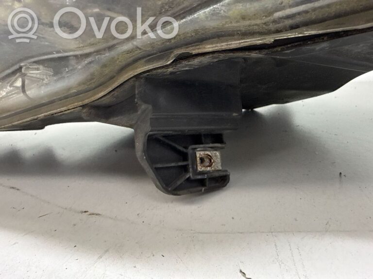 cbdb12dc9b85e554be68bcd9974c1d35-b6dedfc62d0aa893add05285e2e6b079_headlight_headlamp