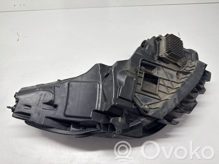 ccca3c5a5f205788b7c23515e1eba163-802ba31069cf26bb4b42a99a5f99ac84_headlight_headlamp