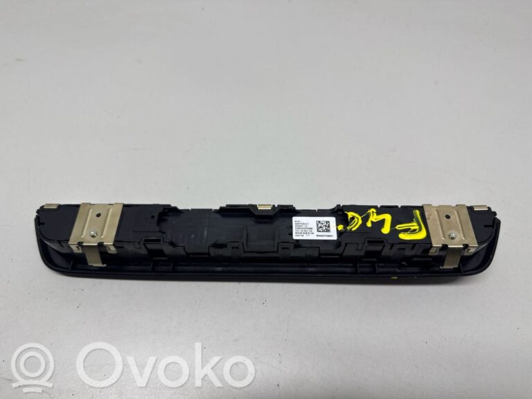 ce8854a5e8c13cebedb84d52badfbd50-c8c99fd7083ca8c52632fc36bfd51490_climate_control_unit