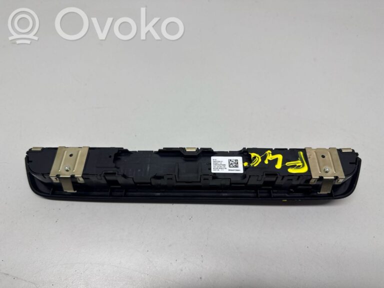 ce8854a5e8c13cebedb84d52badfbd50-c8c99fd7083ca8c52632fc36bfd51490_climate_control_unit