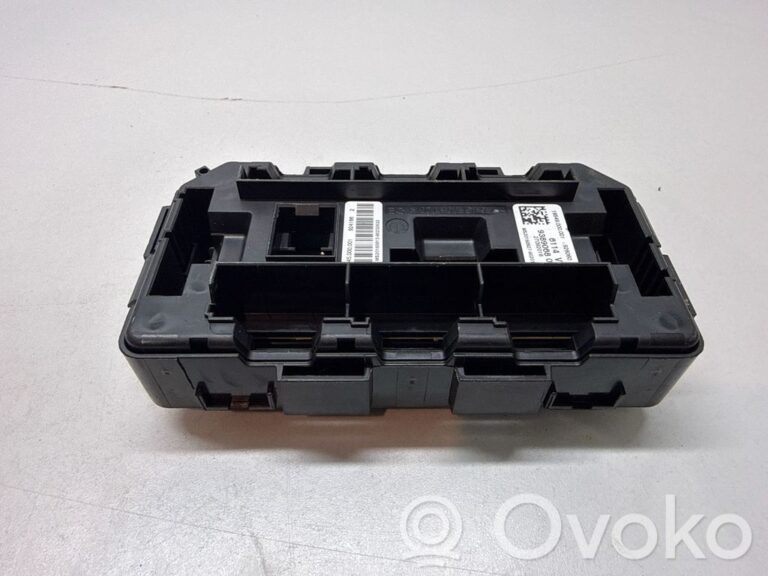 d50e5402ed0f7c6a2485c3a3bf412351-d505914759afdb1c4bea3329f4763455_fuse_box_set