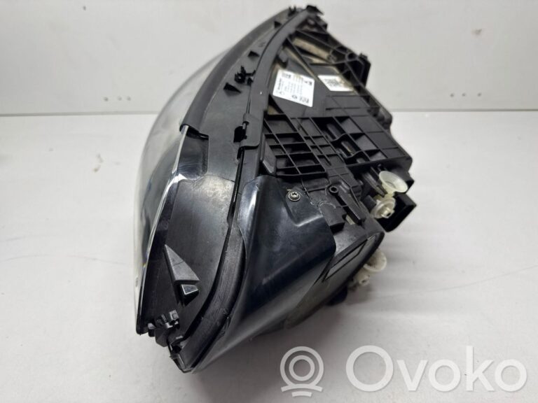 d855219e0f50c5f3ef89ed7db83d051c-a03038aa9391c7edcde72f2d0936b404_headlight_headlamp