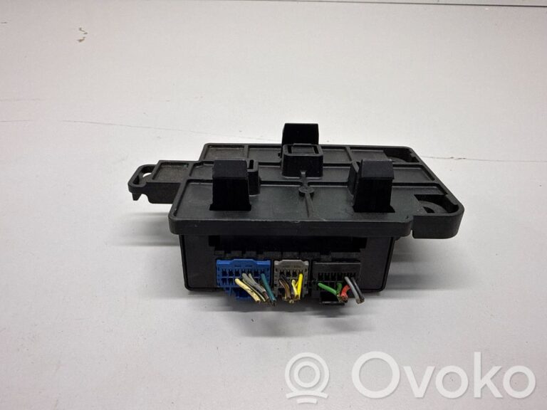 dbfff054d06408c10873d055c64de4ca-1c7b587745b5b45c727aa4484fd464c1_parking_pdc_control_unit_module