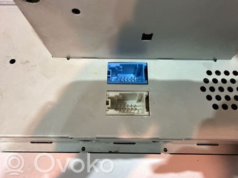 de8a633d004f395b248dd3bbe49e95fb-034d793b47462ee46c0382f144075279_radio_cd_dvd_gps_head_unit